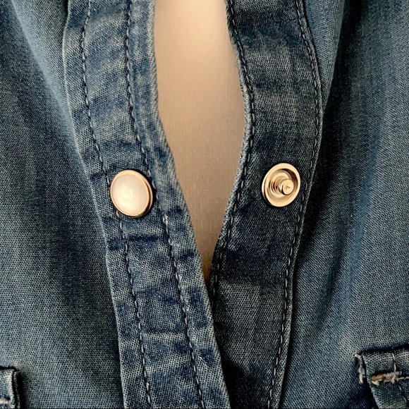 BP Denim Button-Down Long-Sleeve Shirt. Western Style. Size XS. 98% Cotton - Picture 4 of 11